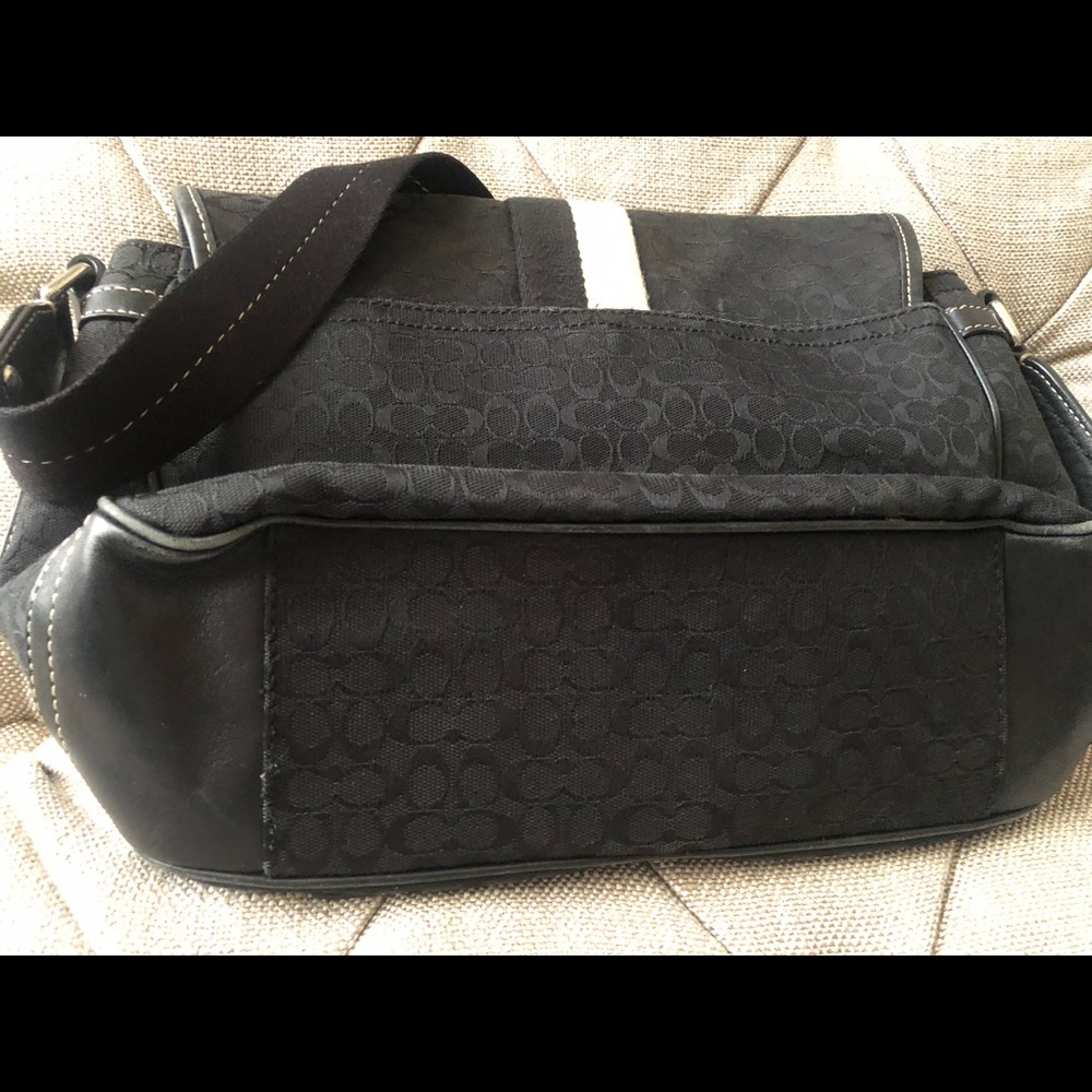 Coach Messenger Bag Authentic - Picture 3 of 9
